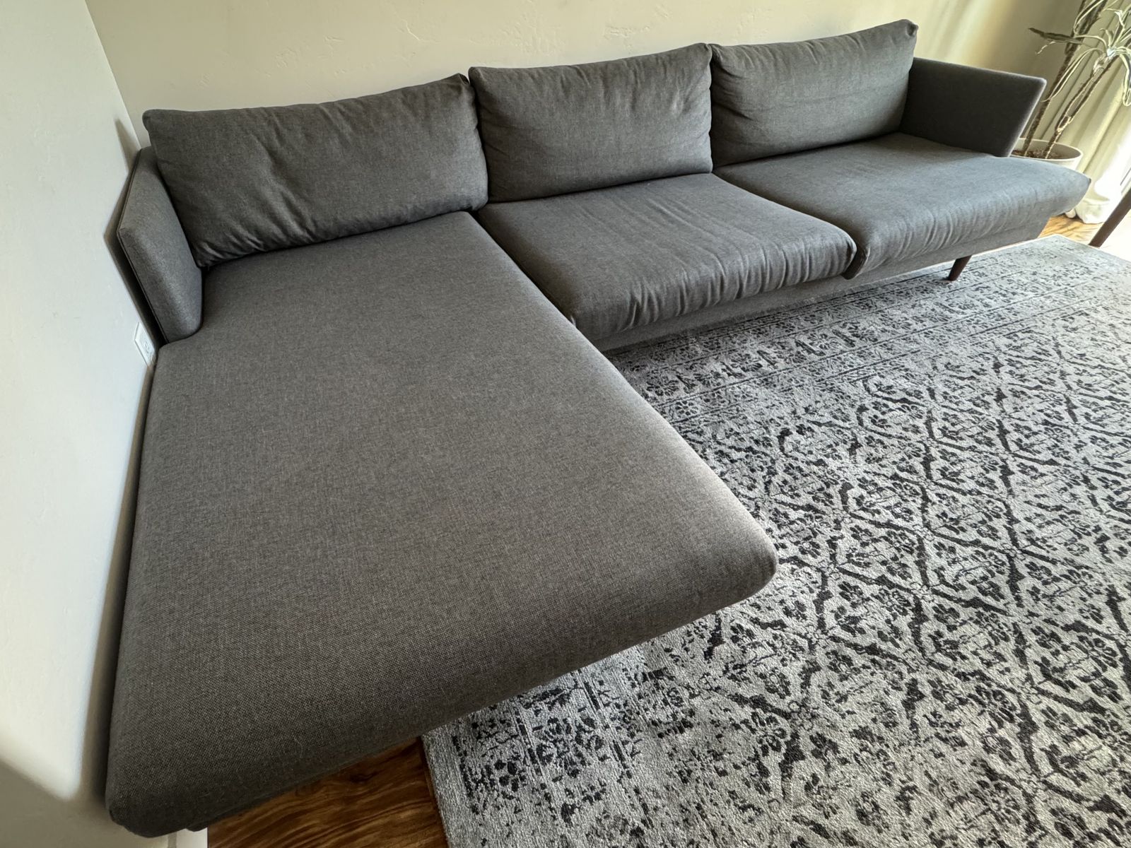 Article Sectional with Chaise Lounge