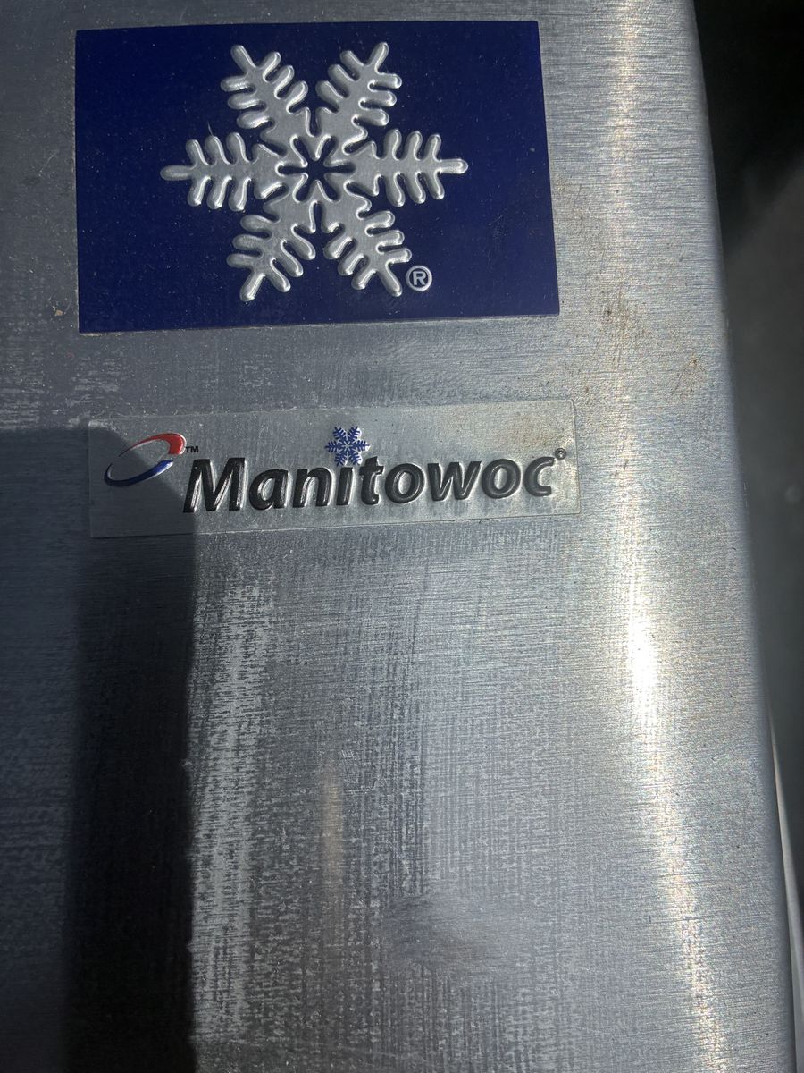 Ice machine