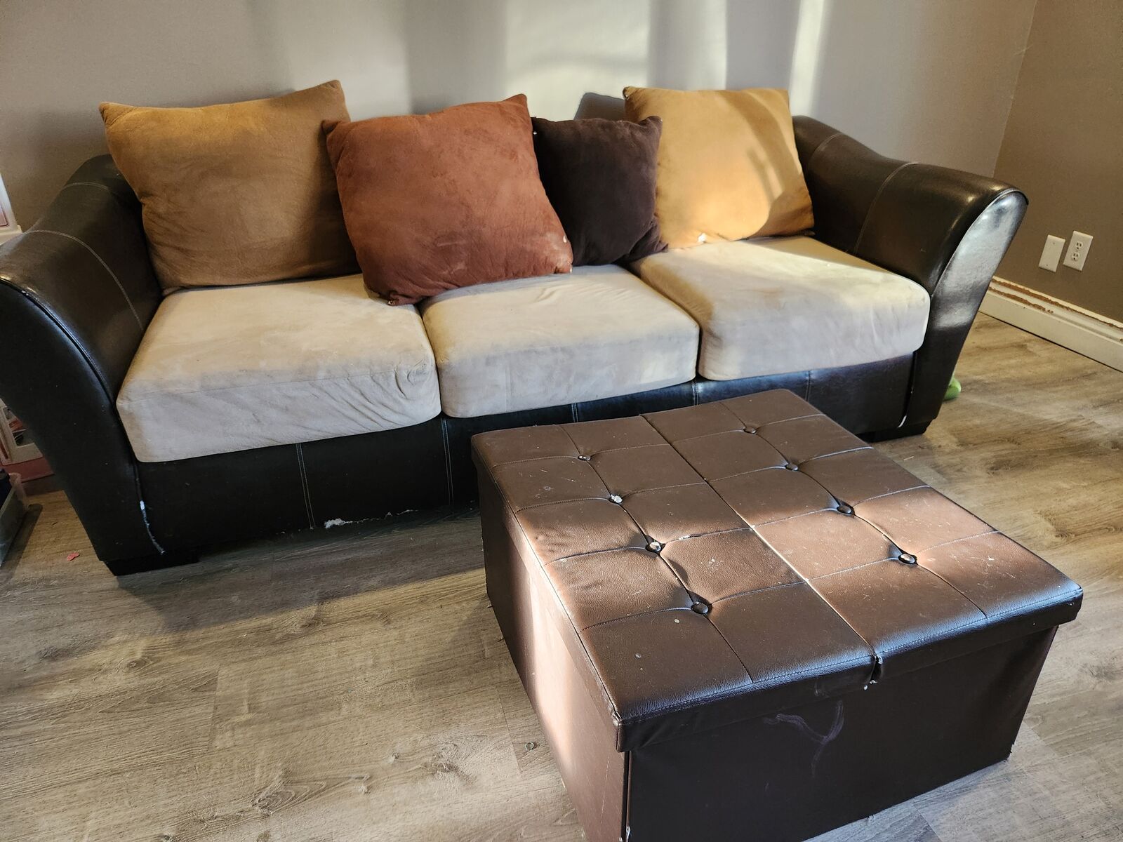couch with storage ottoman