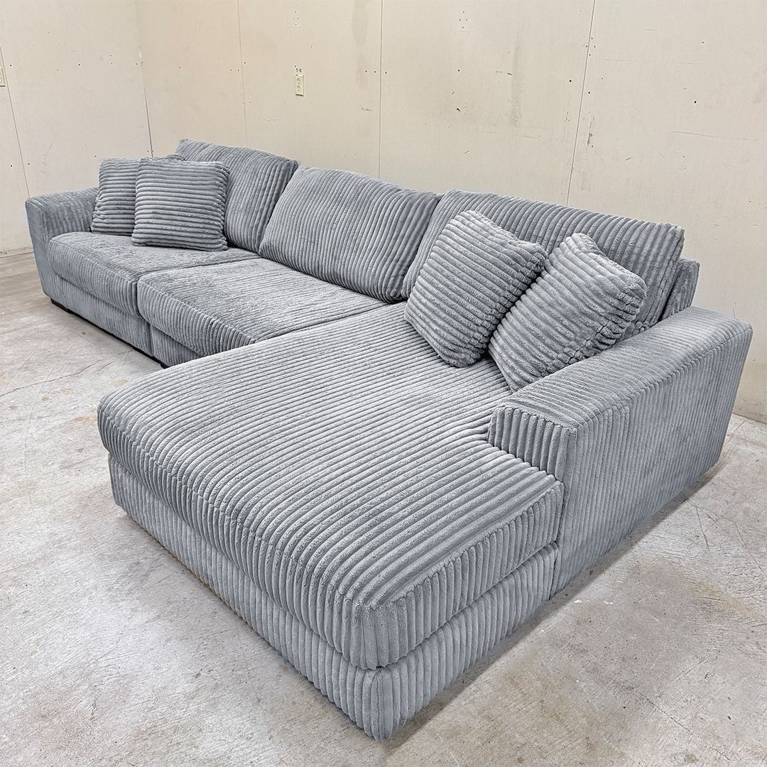 (NEW) Ashley Furniture Large Gray Sectional Couch - Free Delivery