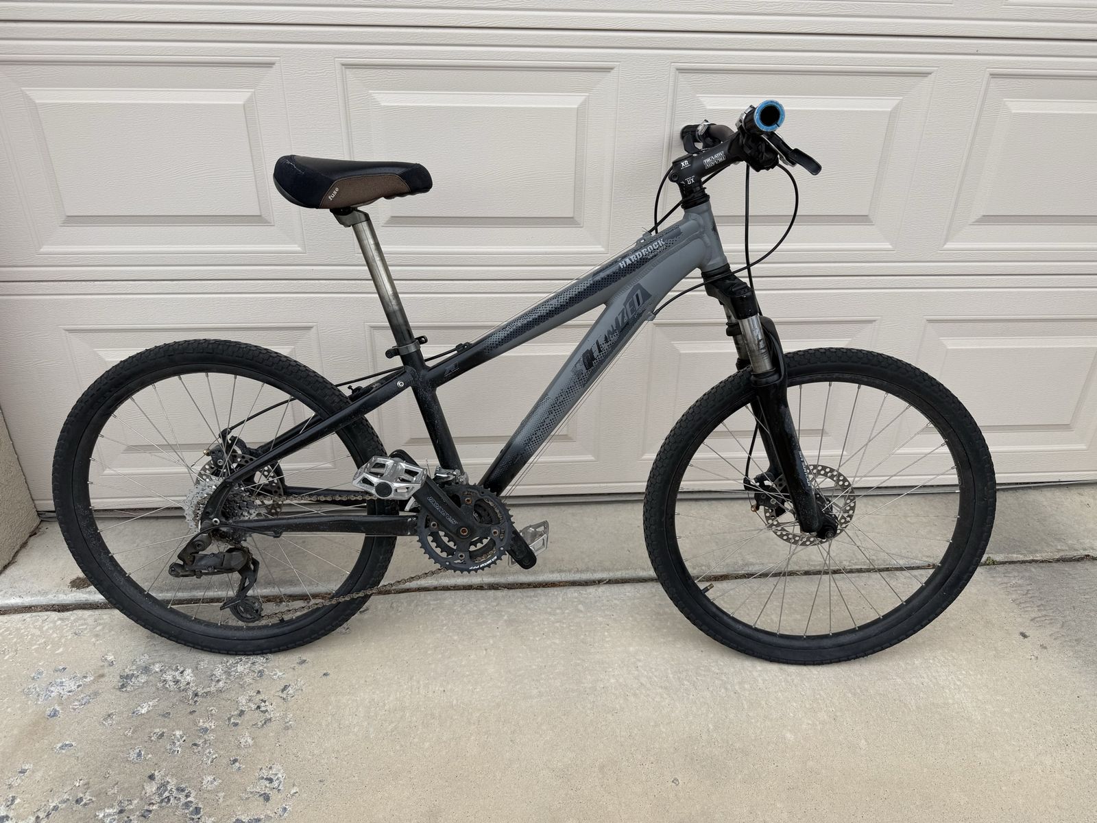 Specialized Hardrock Gromrock Mountain Bike - Gray/Black, Good Condition