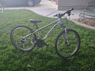 24" GIANT