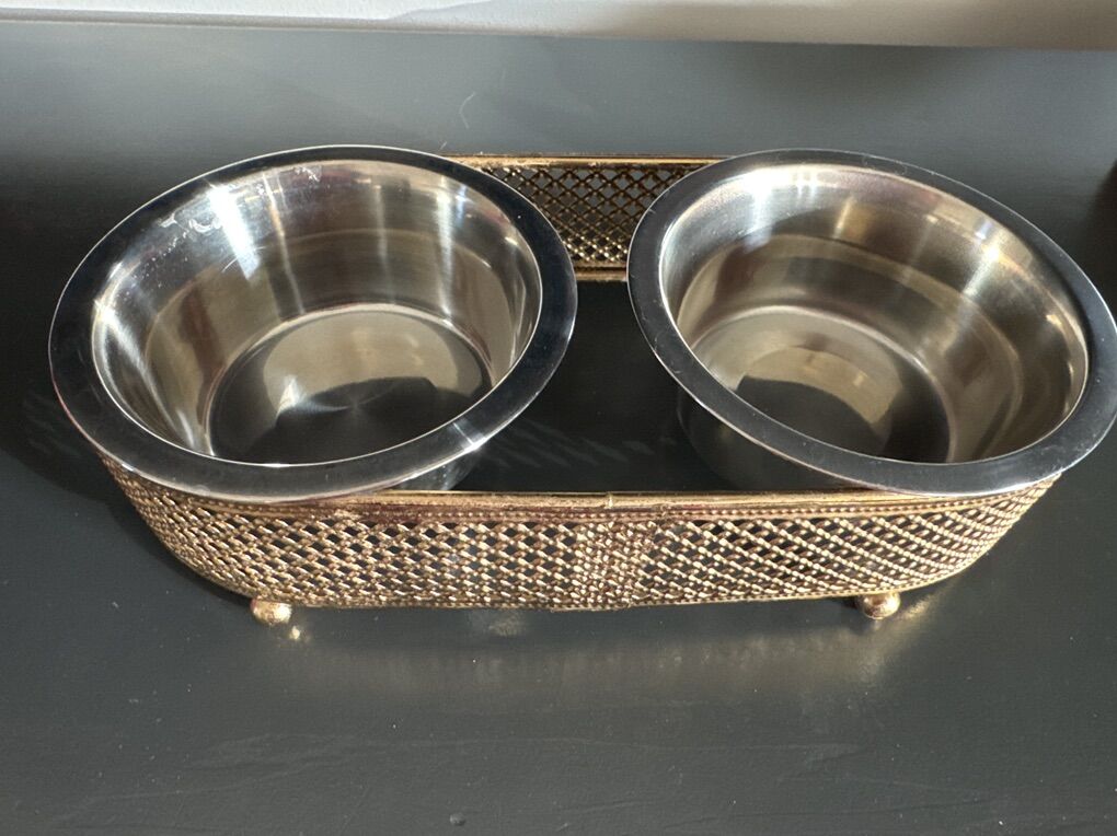 Dog / Cat Dish