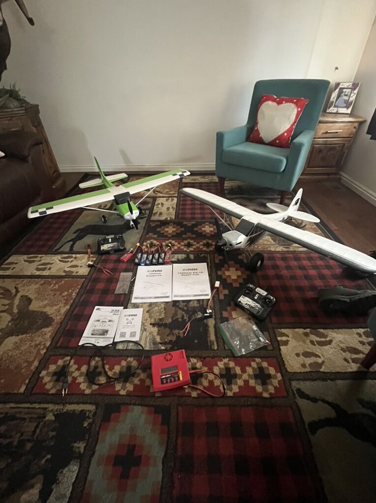 FMS 1220mm Ranger And FMS 1300mm PA-18 Super Cub