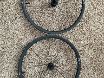 OQUO RC25 Team Carbon Wheelset (Orbeas top of the line Wheel)