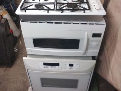 GE White Gas Cooktop, Microwave, and Oven Combo - Used Appliance Set