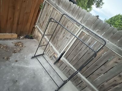 Clothes rack