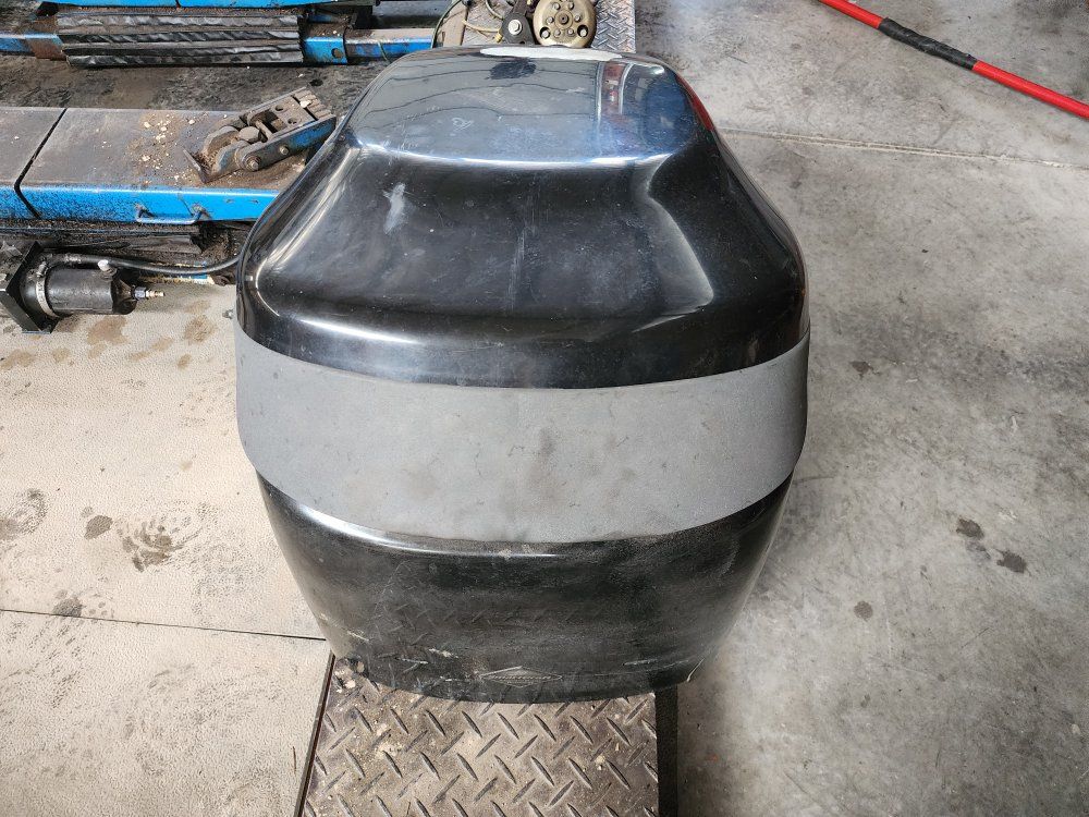 Main image 3