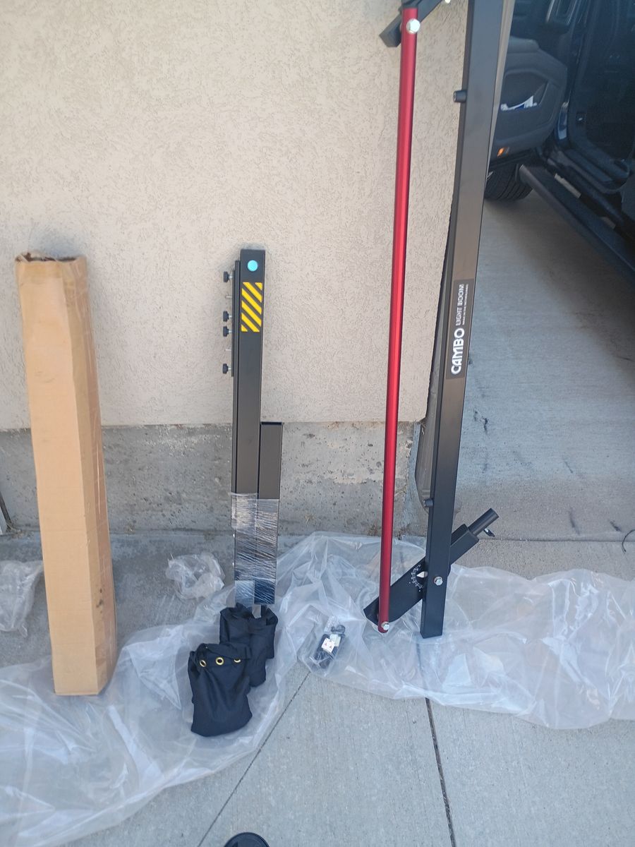Cambo Light Boom Studio Overhead Light Stand Arm with Sandbags