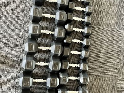 Dumbbell Set 10lbs-50lbs Rubber Hex Increments of 5 lbs