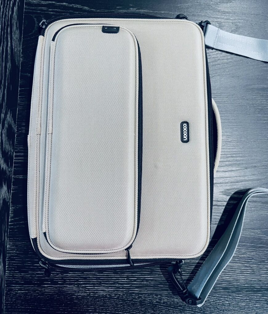 Cocoon Murray Hill Netbook Case