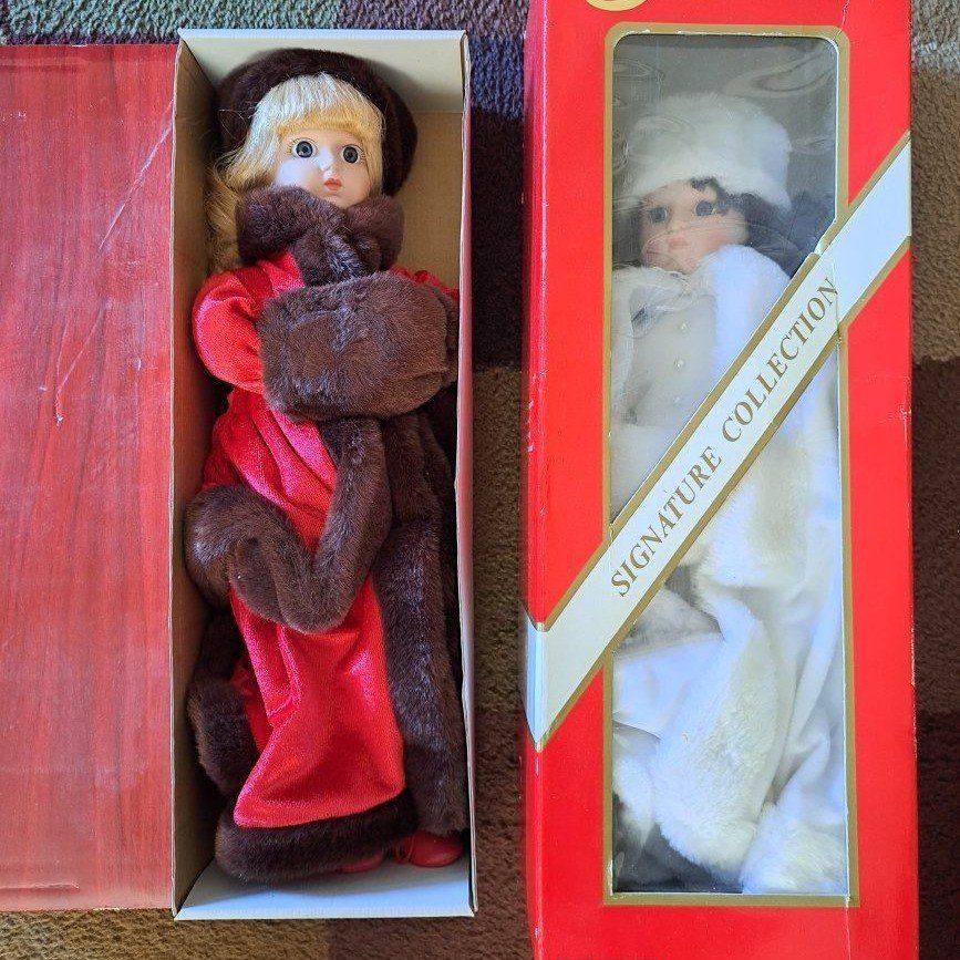 2 old porcelain dolls 