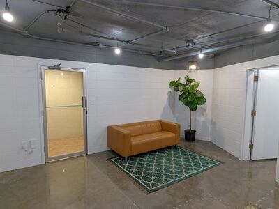 Doctors Park Suites 001 and 002