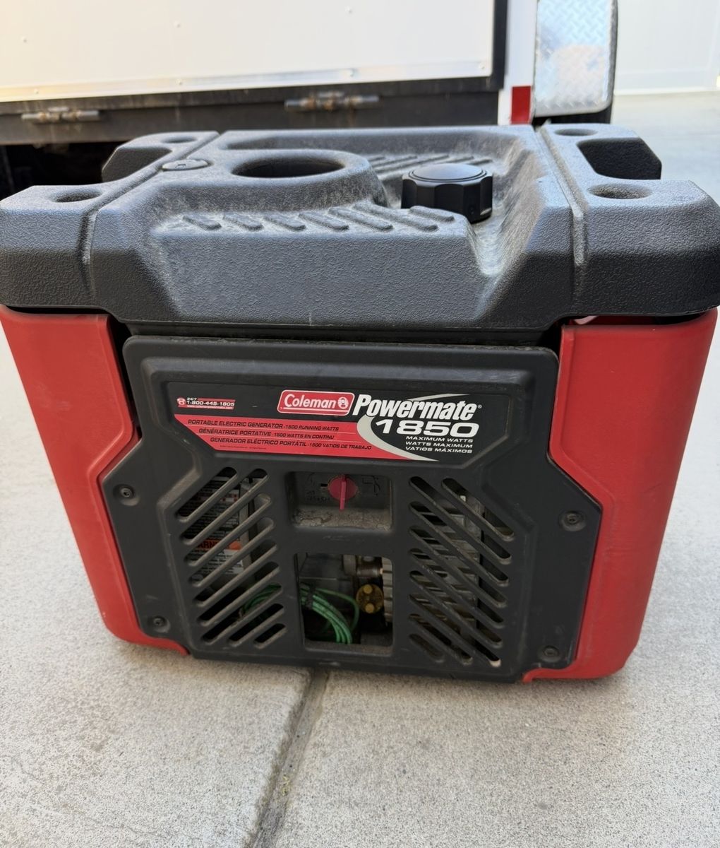 Coleman powermate 1850 W generator very low hours