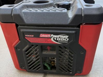 Coleman powermate 1850 W generator very low hours