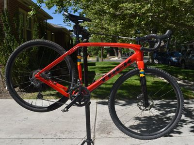 2023 Trek Checkpoint SL5 Size 56cm