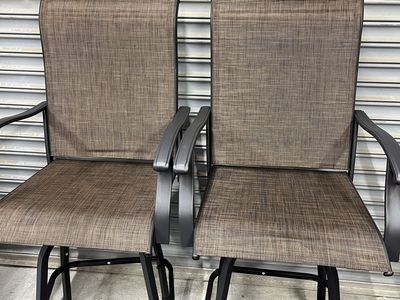Outdoor Patio Swivel Bar Stools, Set of 2, Brown Textilene Fabric, Black Metal Frame, All-Weather