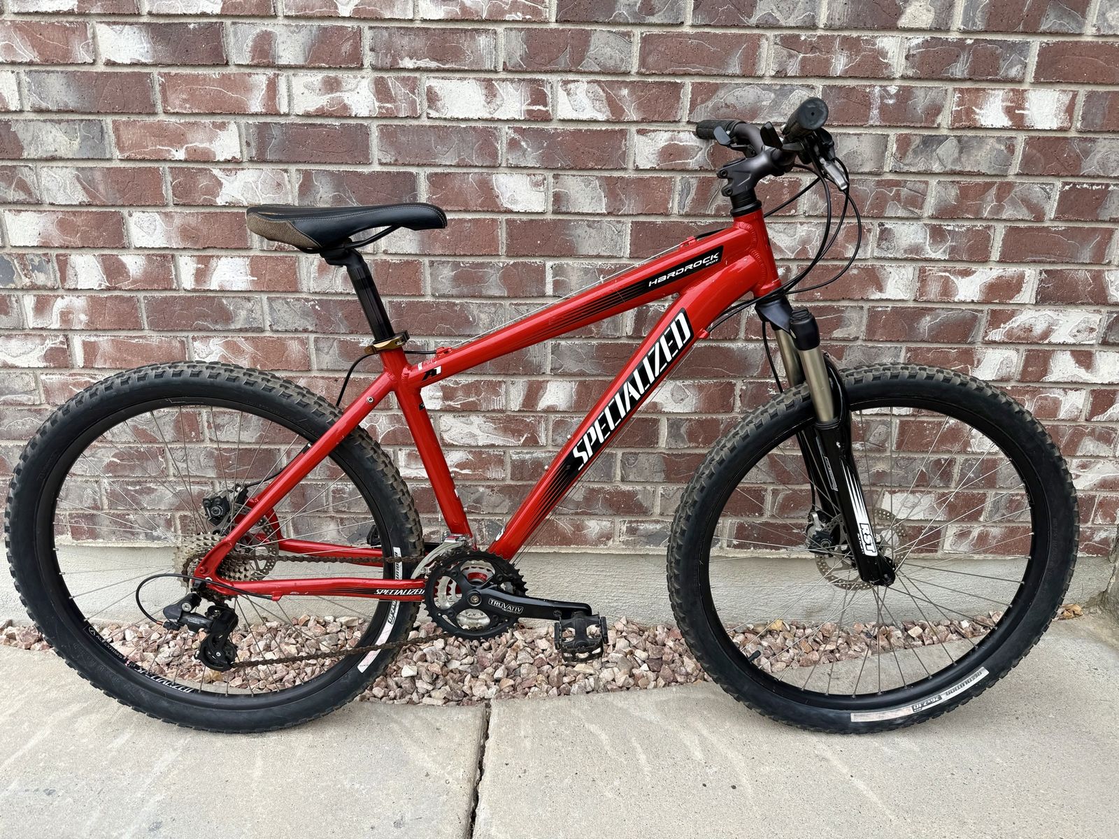 Medium Specialized Hardrock Sport Disk Mountain Bike