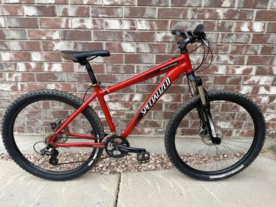 Medium Specialized Hardrock Sport Disk Mountain Bike