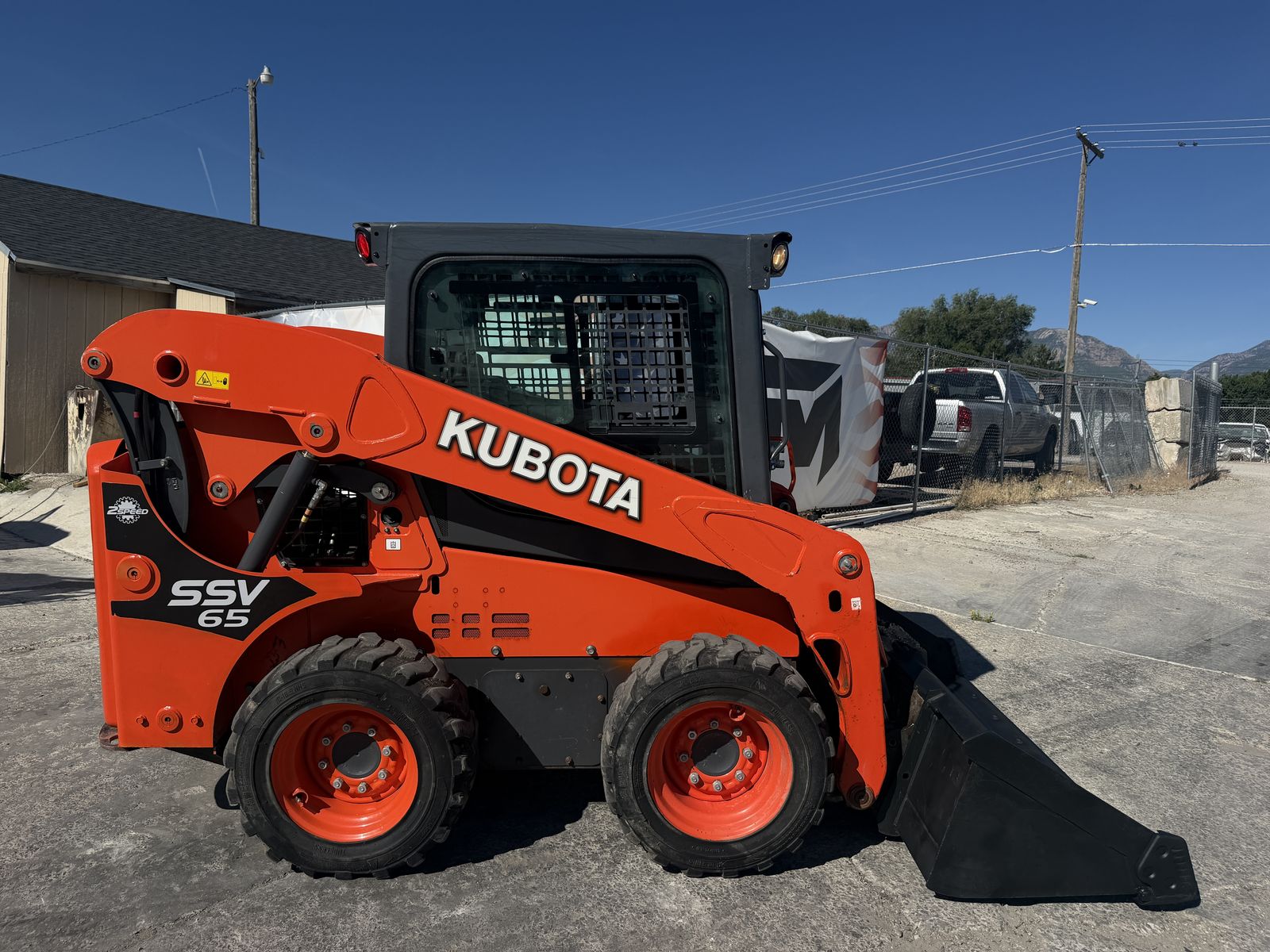 2020 Kubota SSV65 Skidsteer Loader Tractor