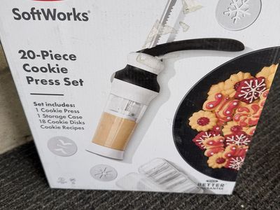 OXO SoftWorks 20-Piece Cookie Press Set with Storage Case & 18 Disks