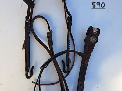 Assorted Tack