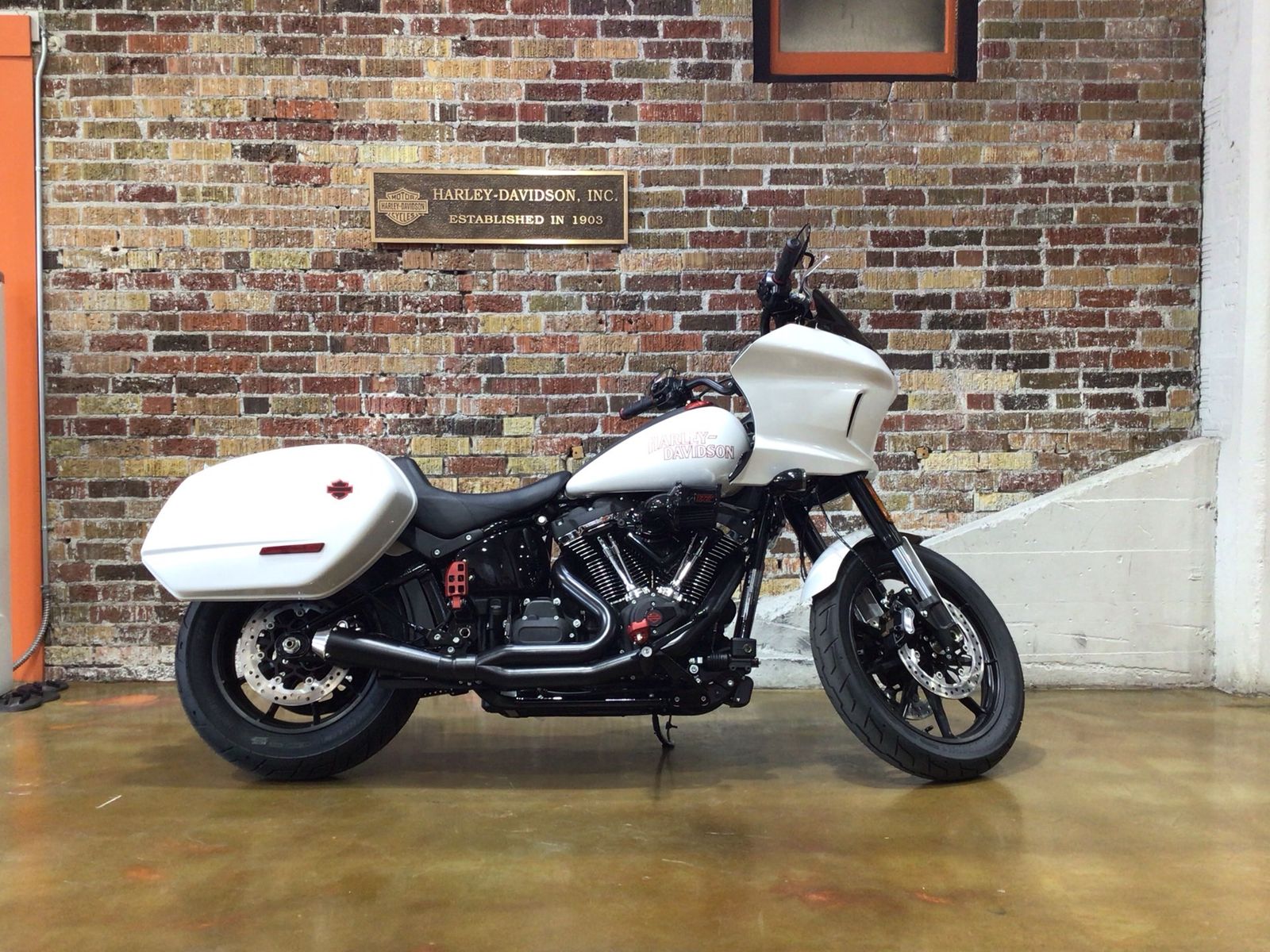 2026 HARLEY-DAVIDSON LOW RIDER ST FXLRST