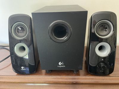 Logitech Speaker System