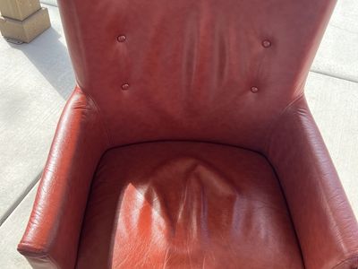 4 leather chairs