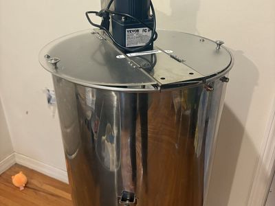 Vevor 4/8 electric honey extractor