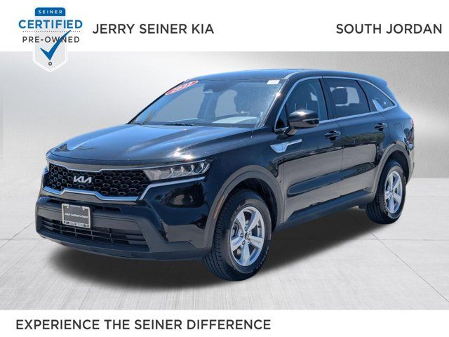 2022 Kia Sorento LX