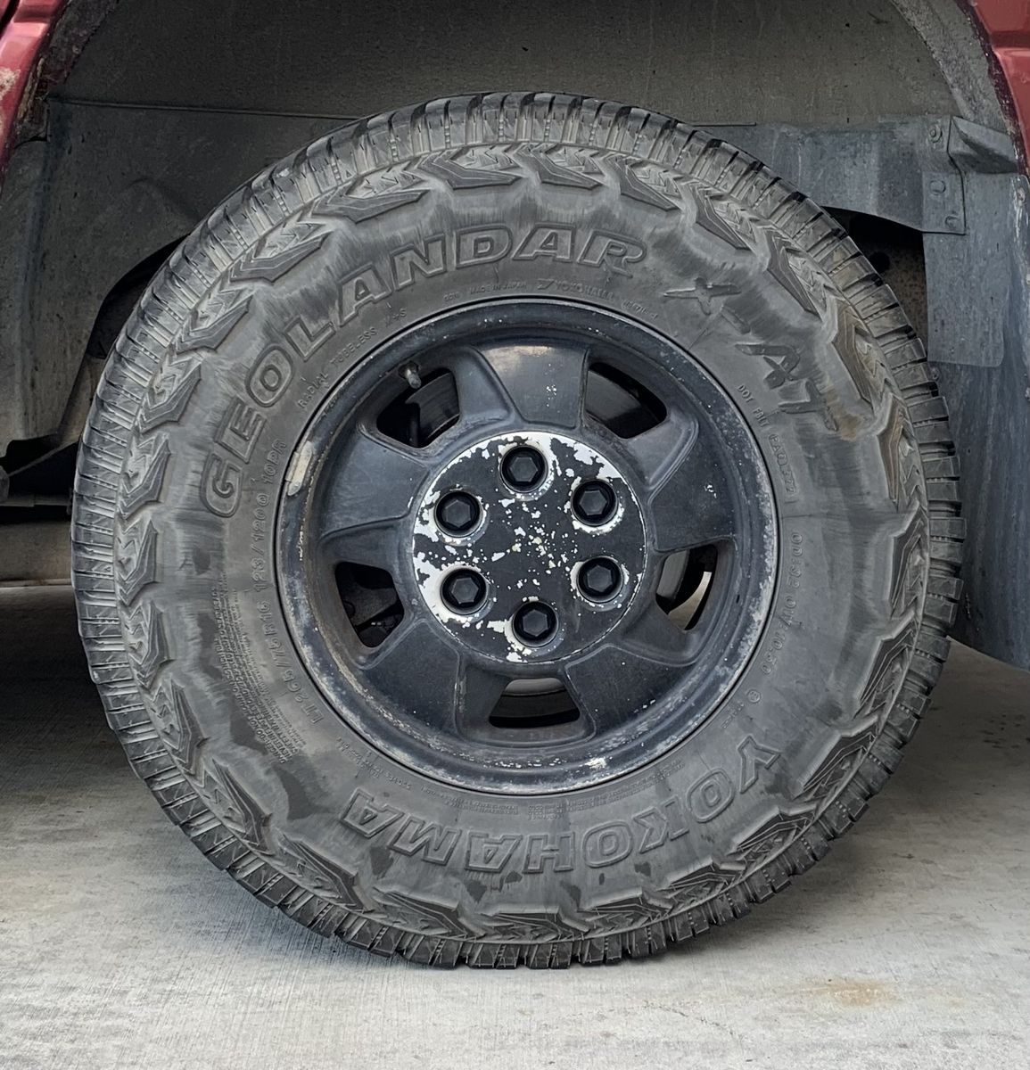 Yokohama Geolander X-AT 265/75-16 & 6x139.7 Wheels