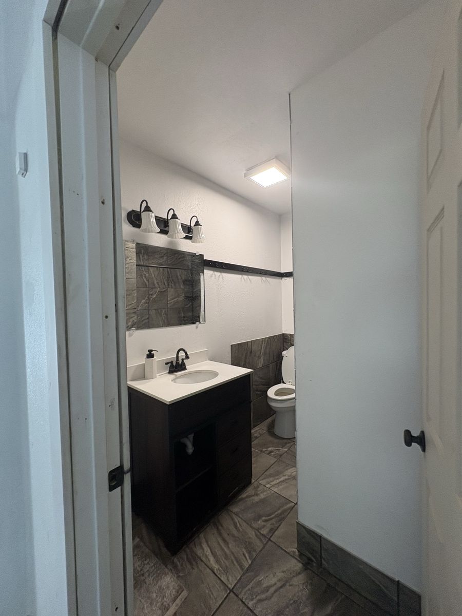 Main image 11