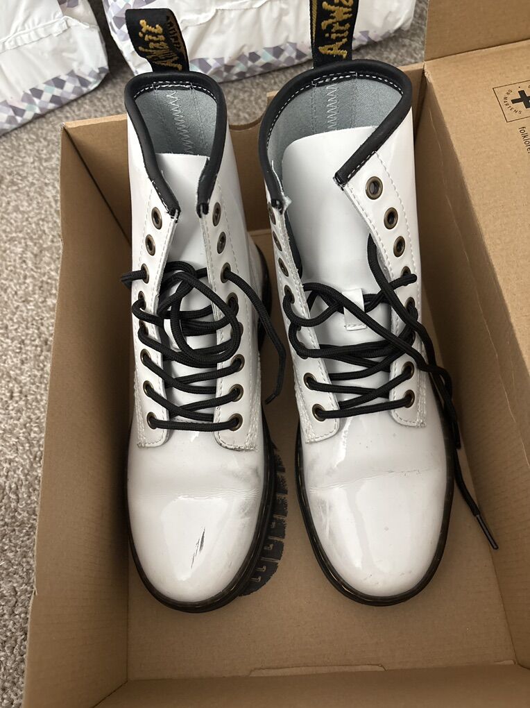 Size 6 White Doc Martens