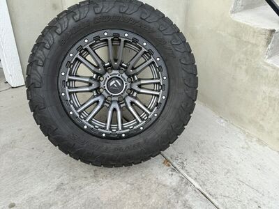 Dodge Ram 3500 Chevy Rims and Tires 35/12.50R20