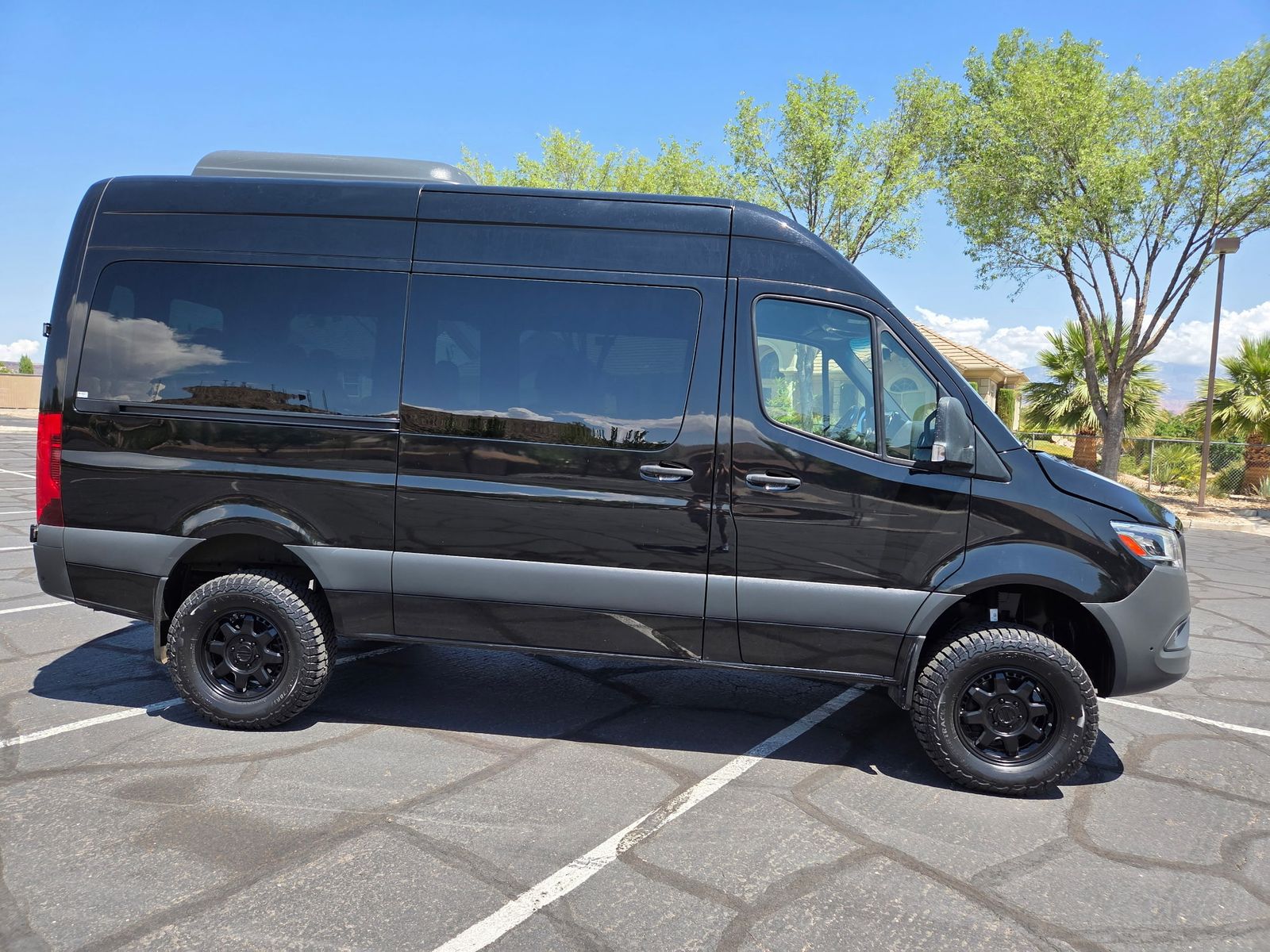 2024 Mercedes-Benz Sprinter 2500