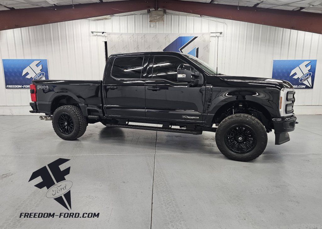 2026 Ford F-350 Super Duty Lariat