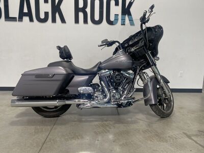 2016 Harley Davidson Street Glide FLHXS