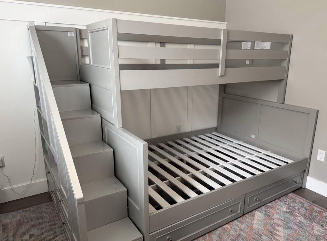 Bunk bed twin over full