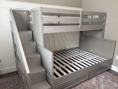 Bunk bed twin over full