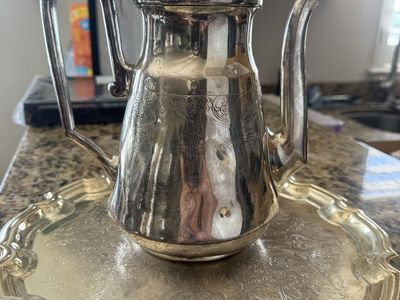 Vintage SilverPlate coffee/Tea Pot