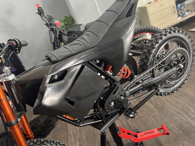 NEW custom blacked out pit bike (Qronge) 2025 full throttle.