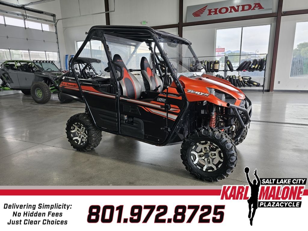 2017 Kawasaki Teryx LE Candy Matte Burnt Orange -