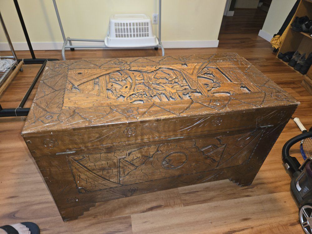 Main image 3