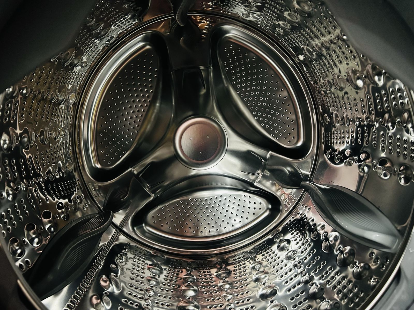 Main image 3