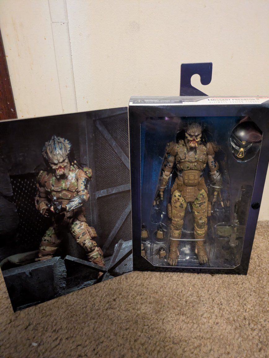 NECA The Predator Emissary Predator II Ultimate Action Figure - New, Sealed