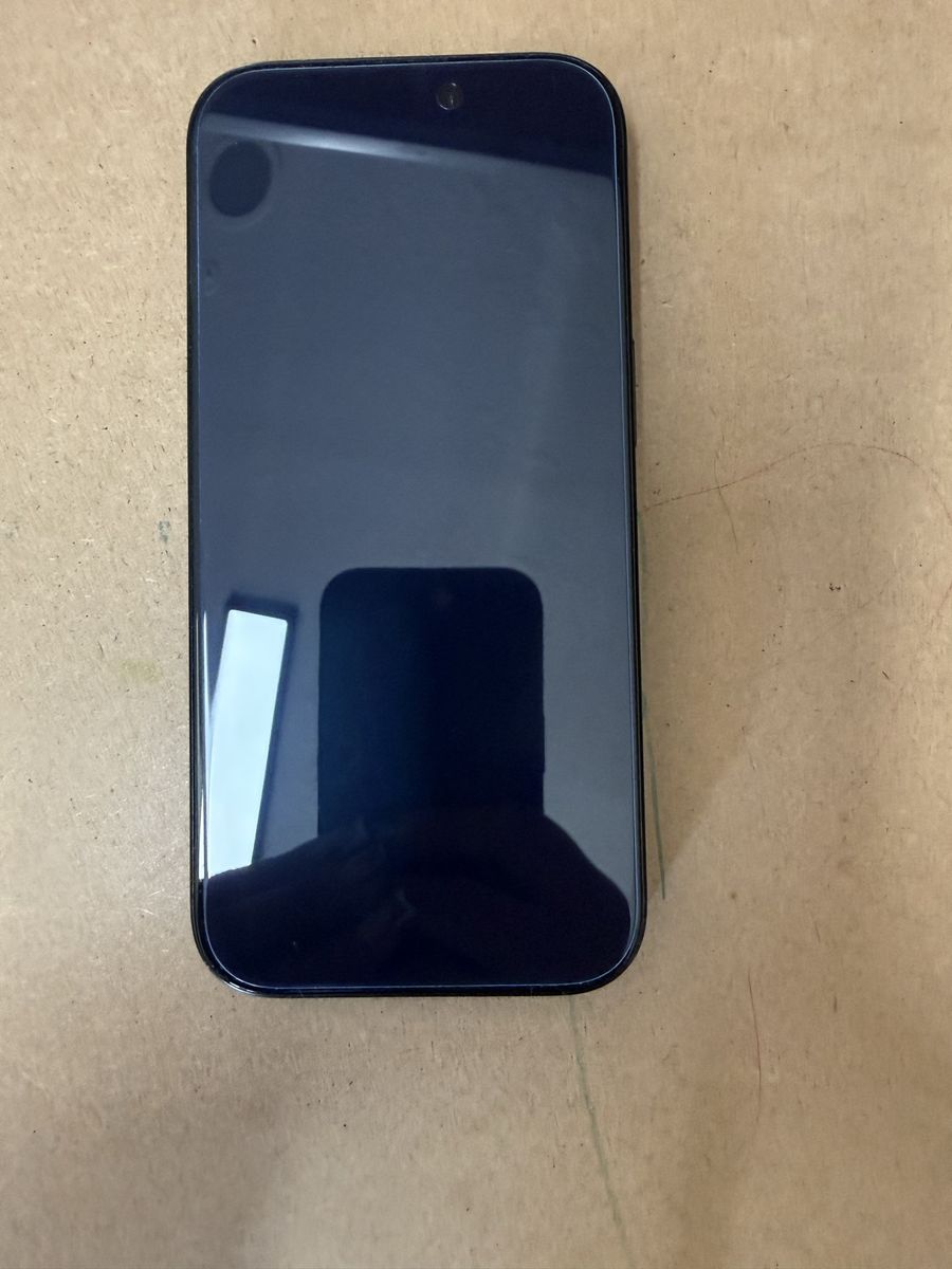 Apple iPhone 16 Pro Model - Dark Finish