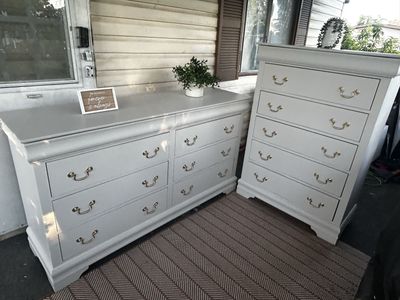 Dresser Set of 2