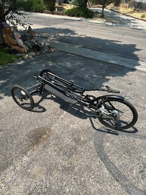 Streetstrider 8S Bike.