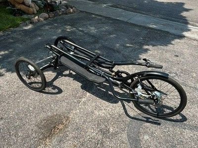 Streetstrider 8S Bike.